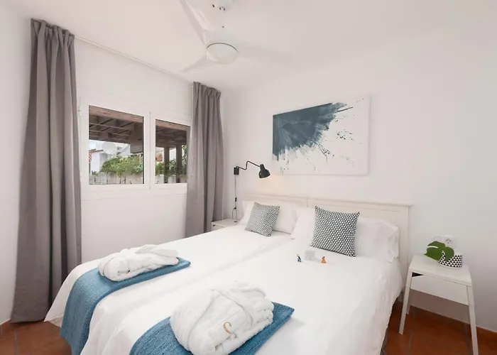 Lägenhet Superior G: Private Pool & Concierge