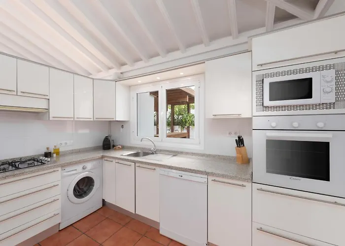 Superior G: Private Pool & Concierge *