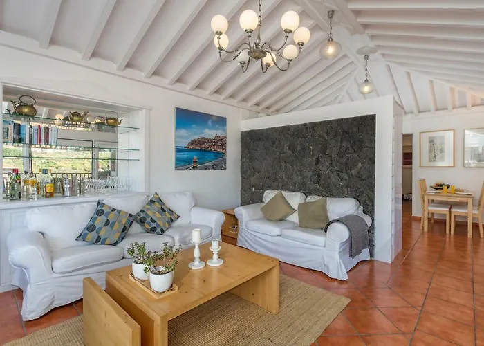 Superior G: Private Pool & Concierge Lägenhet