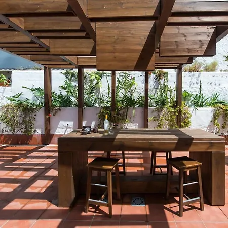 Superior G: Private Pool & Concierge Apartment *
